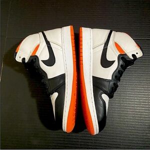 New Nike Air Jordan 1 Retro OG High Electric Orange